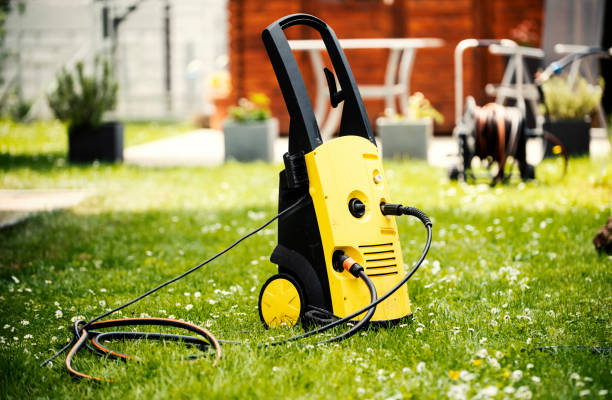 Best Driveway Pressure Washing  in Willards, MD